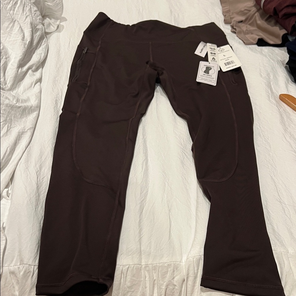 Stylish Brown Leggings with Pocket